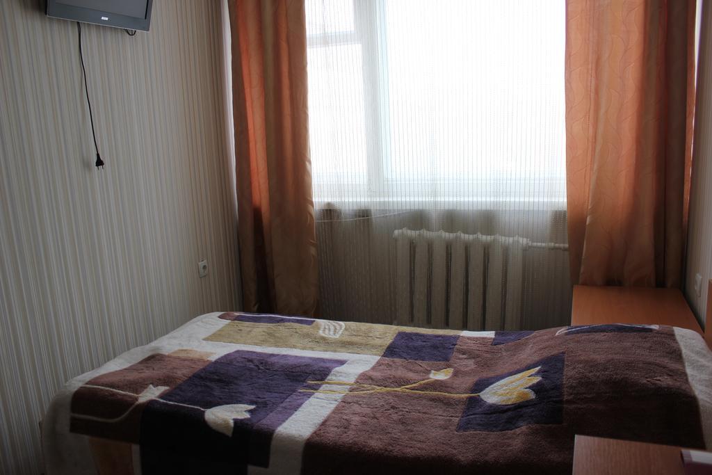 Ust-Kamenogorsk Hotel エクステリア 写真