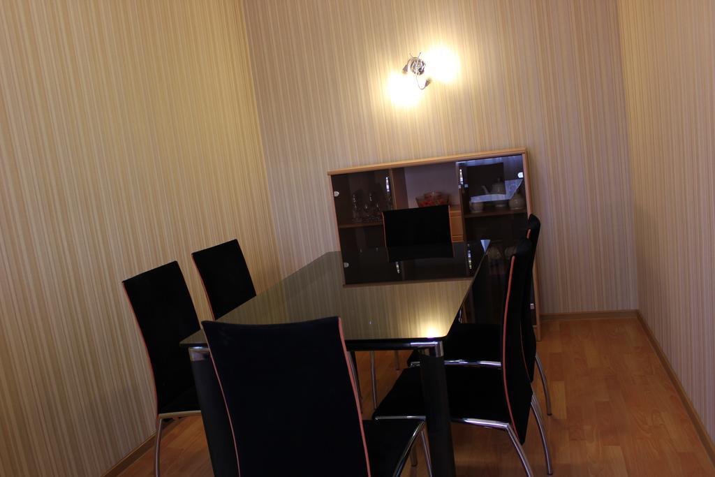 Ust-Kamenogorsk Hotel エクステリア 写真